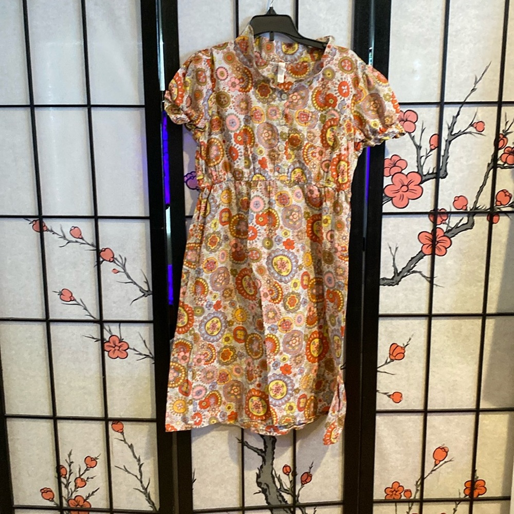 CUTE lightweight, very retro looking